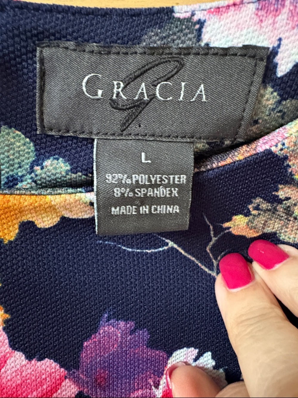 Gracia Navy Floral Blouse with Pleated Sleeves- Pristine - M - Picture 5 of 6